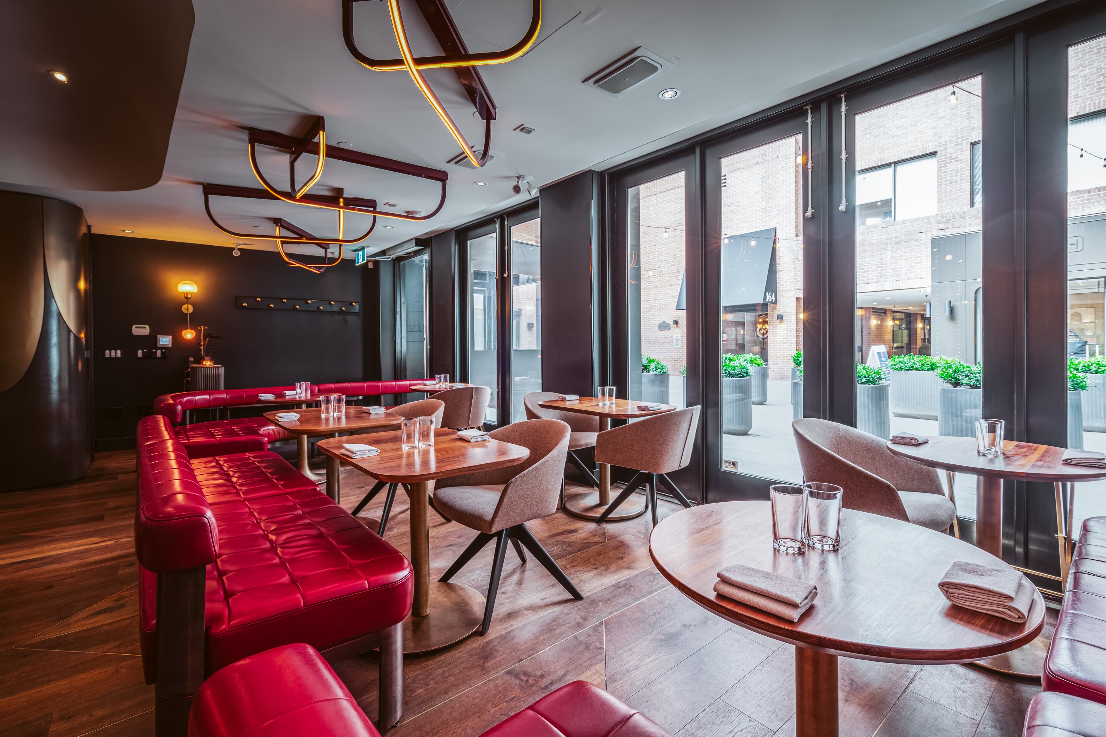 Alobar Yorkville 3